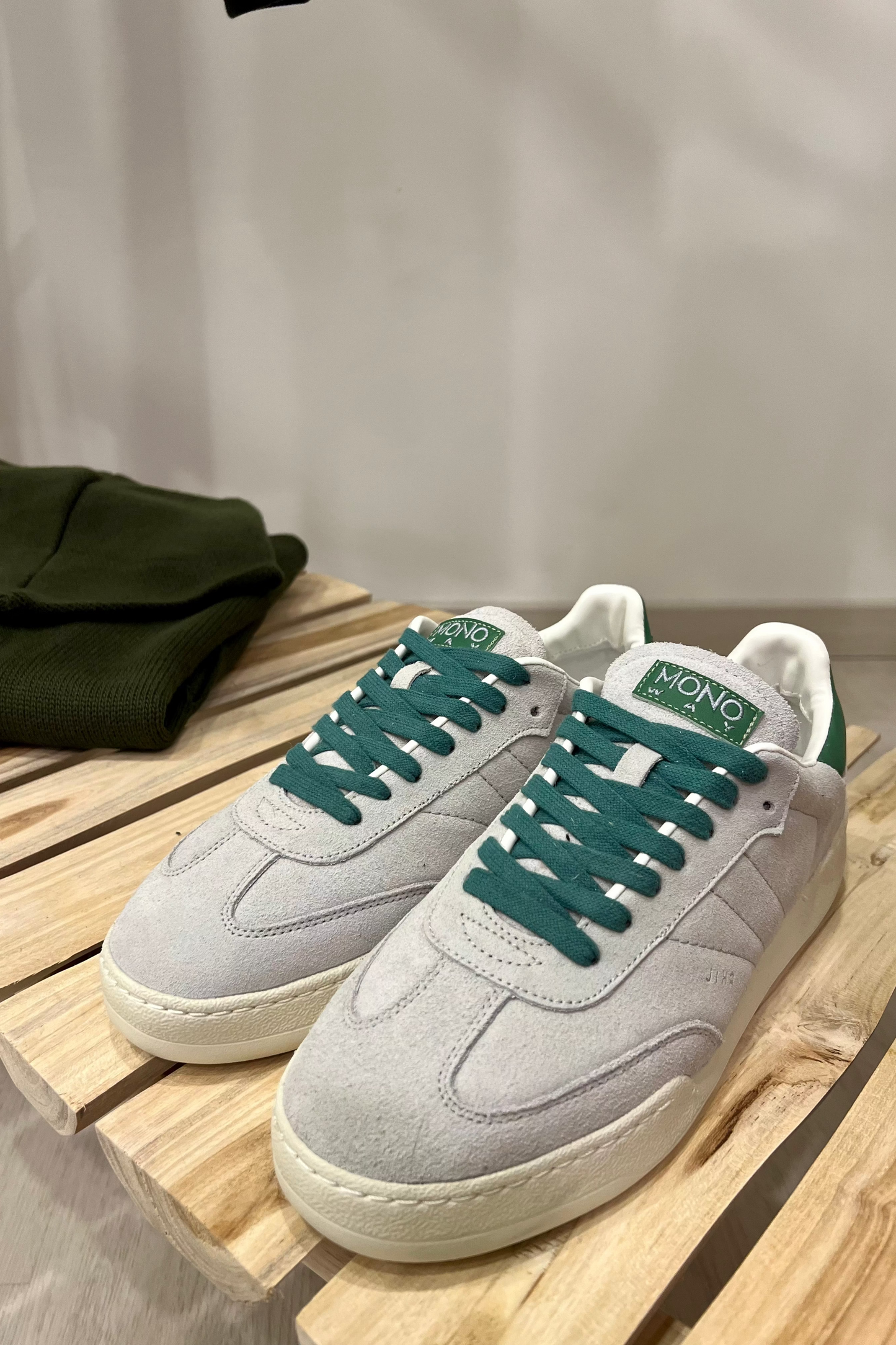 JIHA MONOWAY SNEAKERS - SAGE
